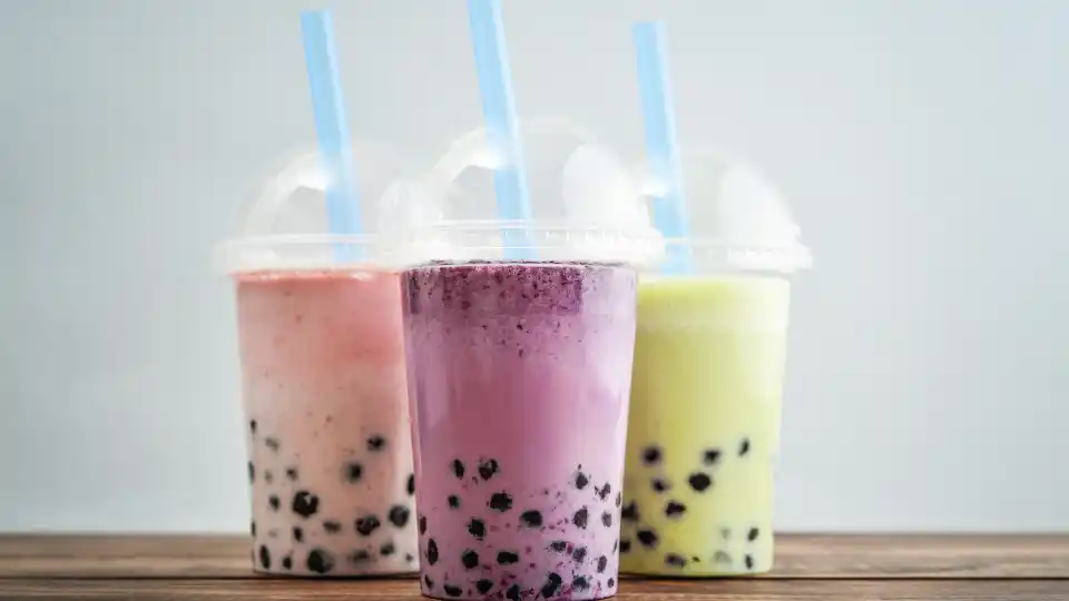 A refreshing cup of Vietnamese bubble tea